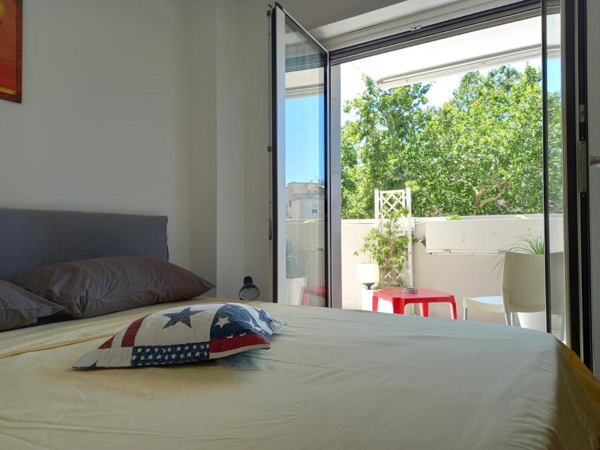 Living Interno 2 * Roma